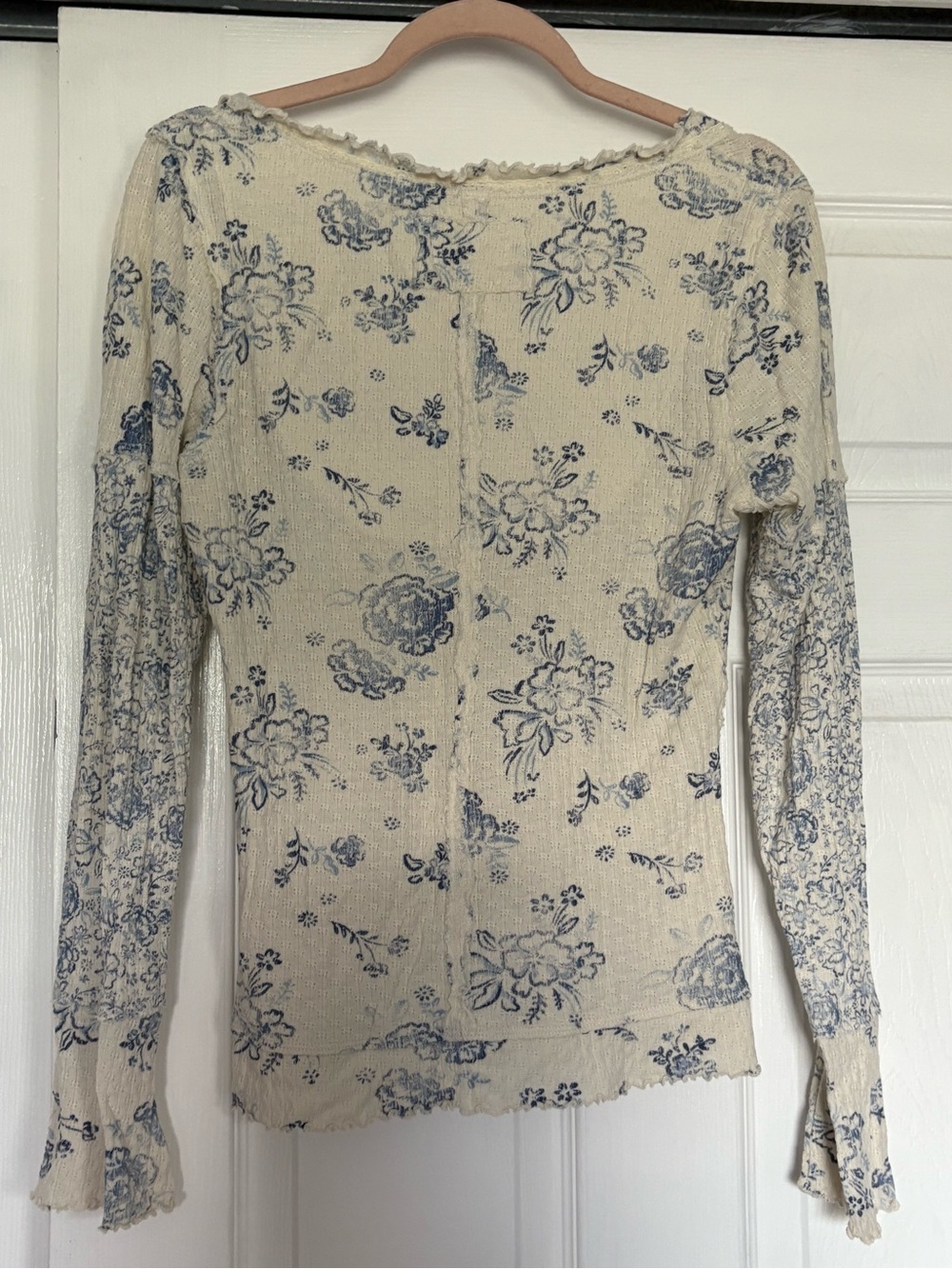 We The Free Cream Long-Sleeve Floral Scoop Neck Top - Blue Print - Picture 3 of 4